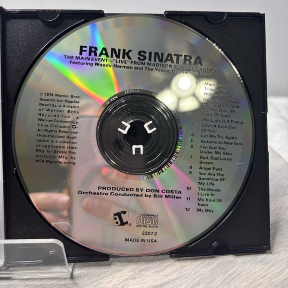 Frank Sinatra "The Main Event Live" 1974 - Picture 4 of 5